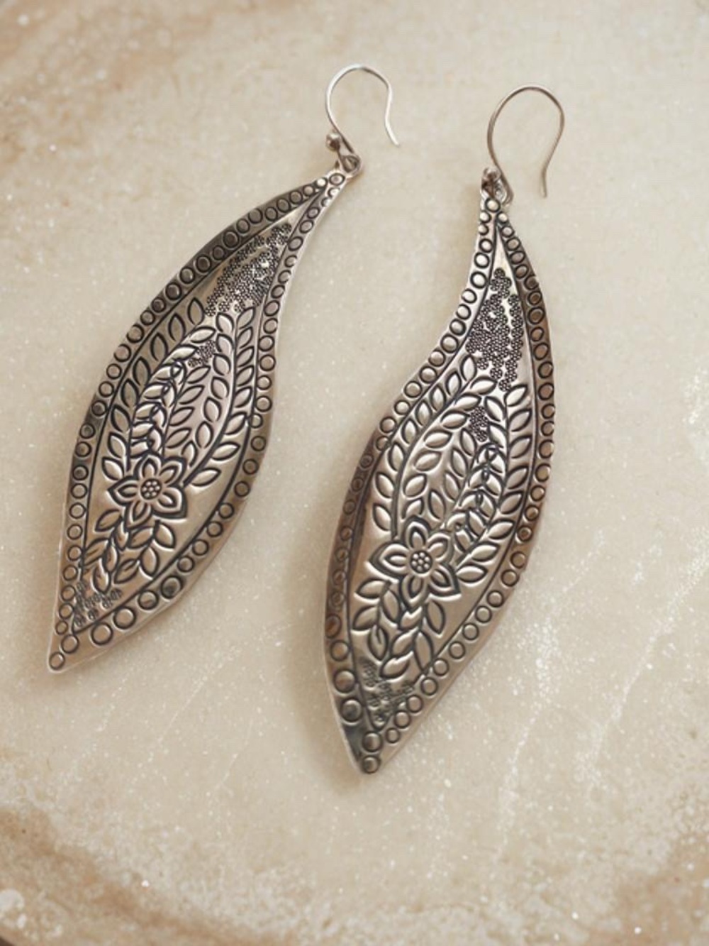 Silpada Sterling Silver Floral Filigree Leaf Drop Earrings W2281 - Picture 7 of 7